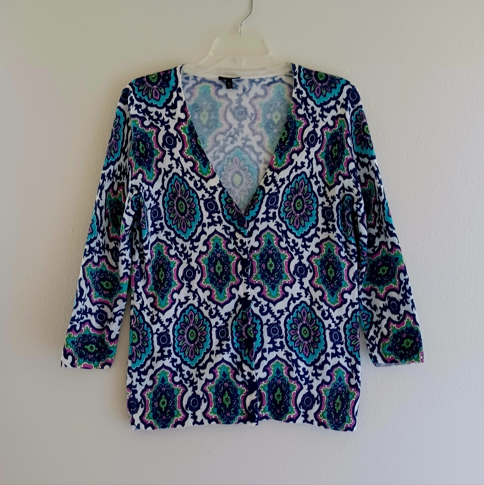 TALBOTS Floral Buttoned Top, size Mp - Picture 1 of 12